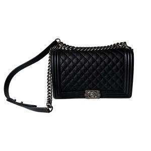 Chanel Boy Flap Bag Quilted Caviar Medium